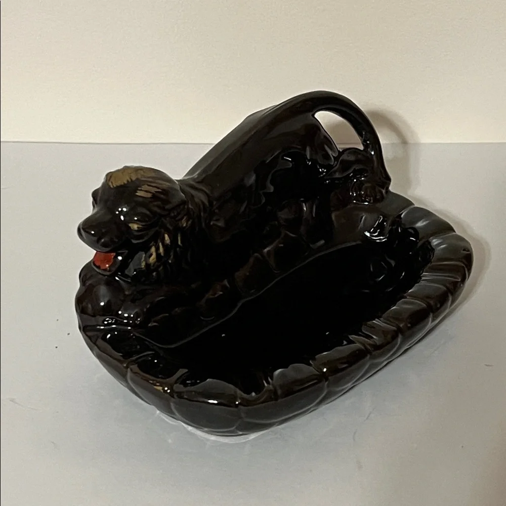 Vintage Mid-Century Elegant Black Lion Ceramic Lion Ashtray. Like New